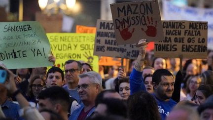 'La population a été livrée à elle-même' : dix jours après les inondations, les habitants de Valence manifestent contre le gouvernement régional