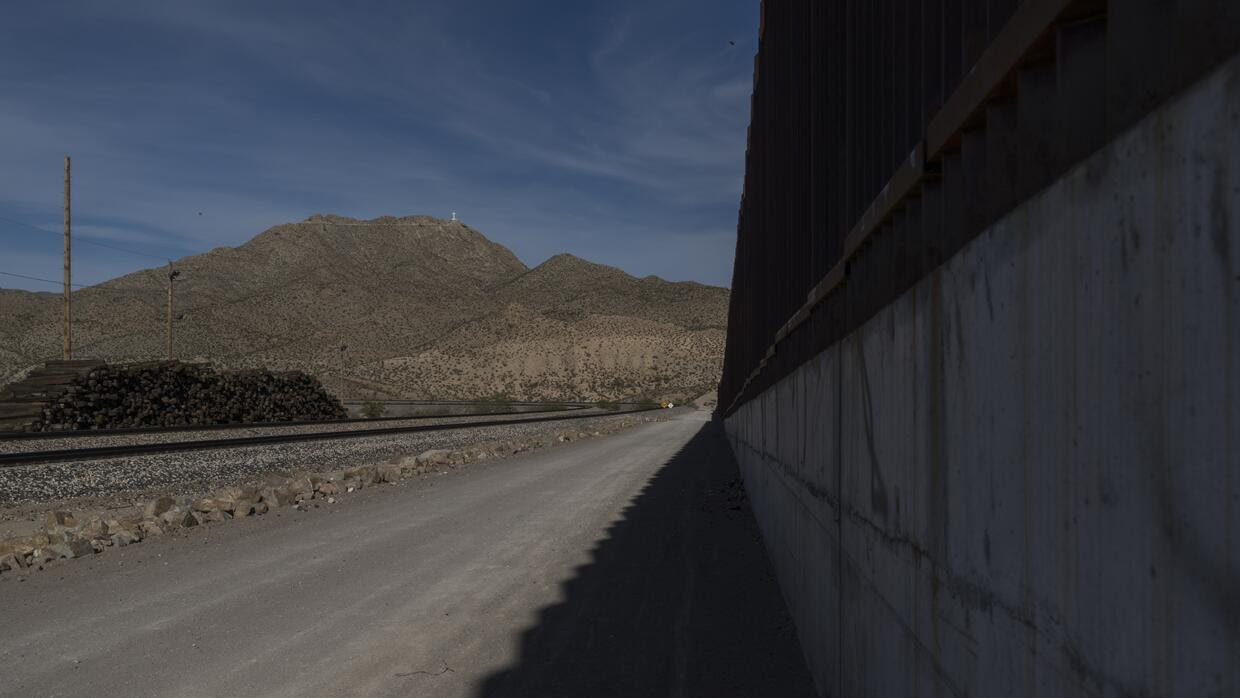 Aumentan los cruces de inmigrantes por esta difícil frontera amenazada por bandas criminales dedicadas al secuestro