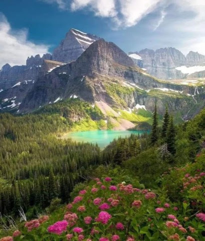 Spring-Montana-Mountain-Lake