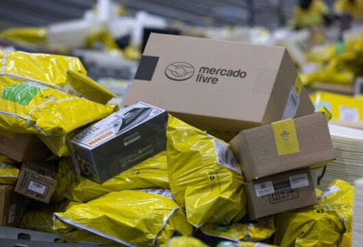 Acciones de MercadoLibre se hunden en after market por impacto de su expansión crediticia