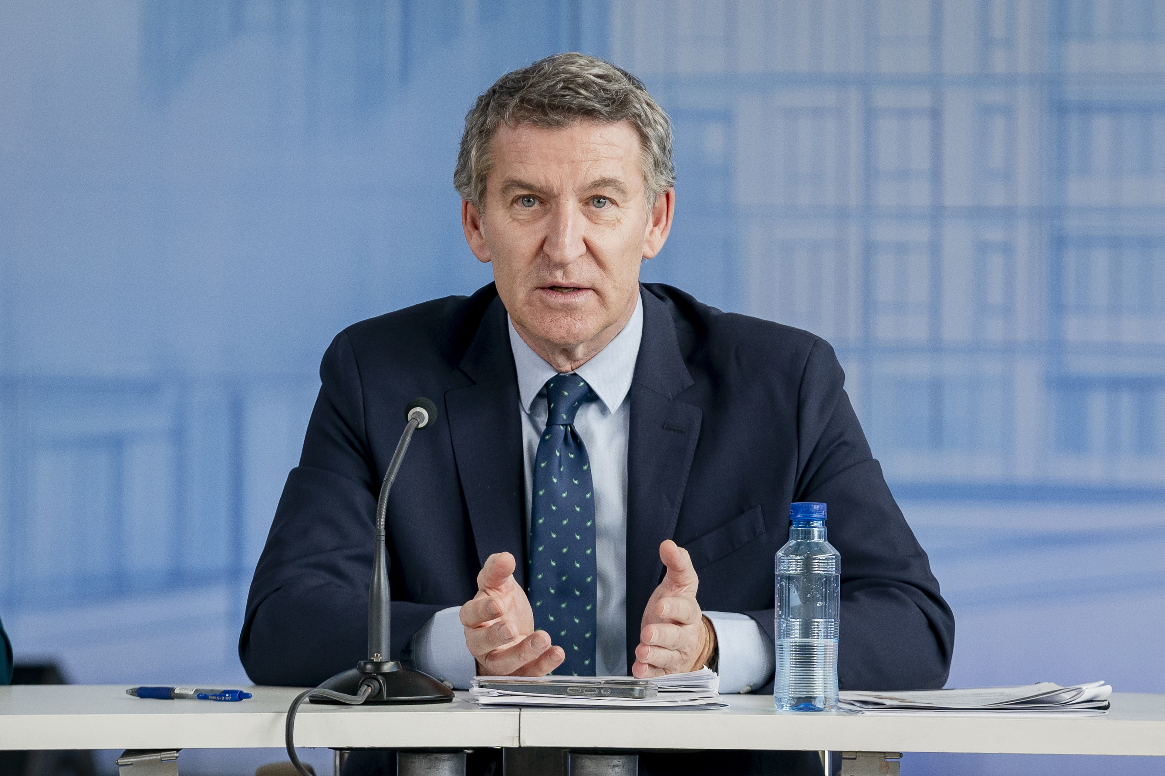 El presidente del PP, Alberto Núñez Feijóo, durante la presentación del plan de vivienda del PP, en el Colegio Oficial de Arquitectos, este jueves en Madrid.