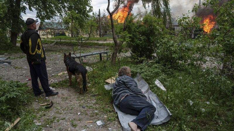 Russia bombards border city as major assault on Ukraine continues 800x450_cmsv2_17b60290-ee55-593c-98b2-ebc843d37fb7-8429924