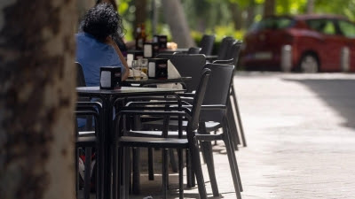 El Ayuntamiento aplicará la ordenanza de terrazas de 2013 hasta aprobar una nueva antes de que acabe el año