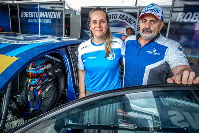 Victor, Adriana e Roberto (Ricardo Saibro)