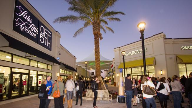Los outlets de The Palm Beach son reconocidos por ofrecer las marcas más lujosas del mundo.