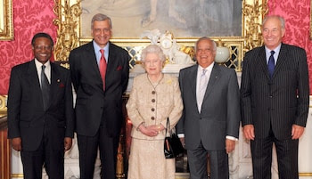 Queen Elizabeth II in 2009 with the then Commonwealth secretary-general Kamalesh Sharma (second left), along with former holders of the office (far left to right): Chief Emeka Anyaoku, Sir Shridath Ramphal and Sir Don McKinnon