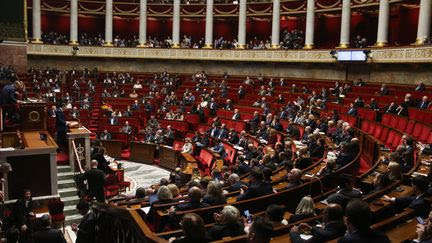 Motion de censure : du PS à LFI, 'l'après-Barnier' commence déjà à fissurer la gauche