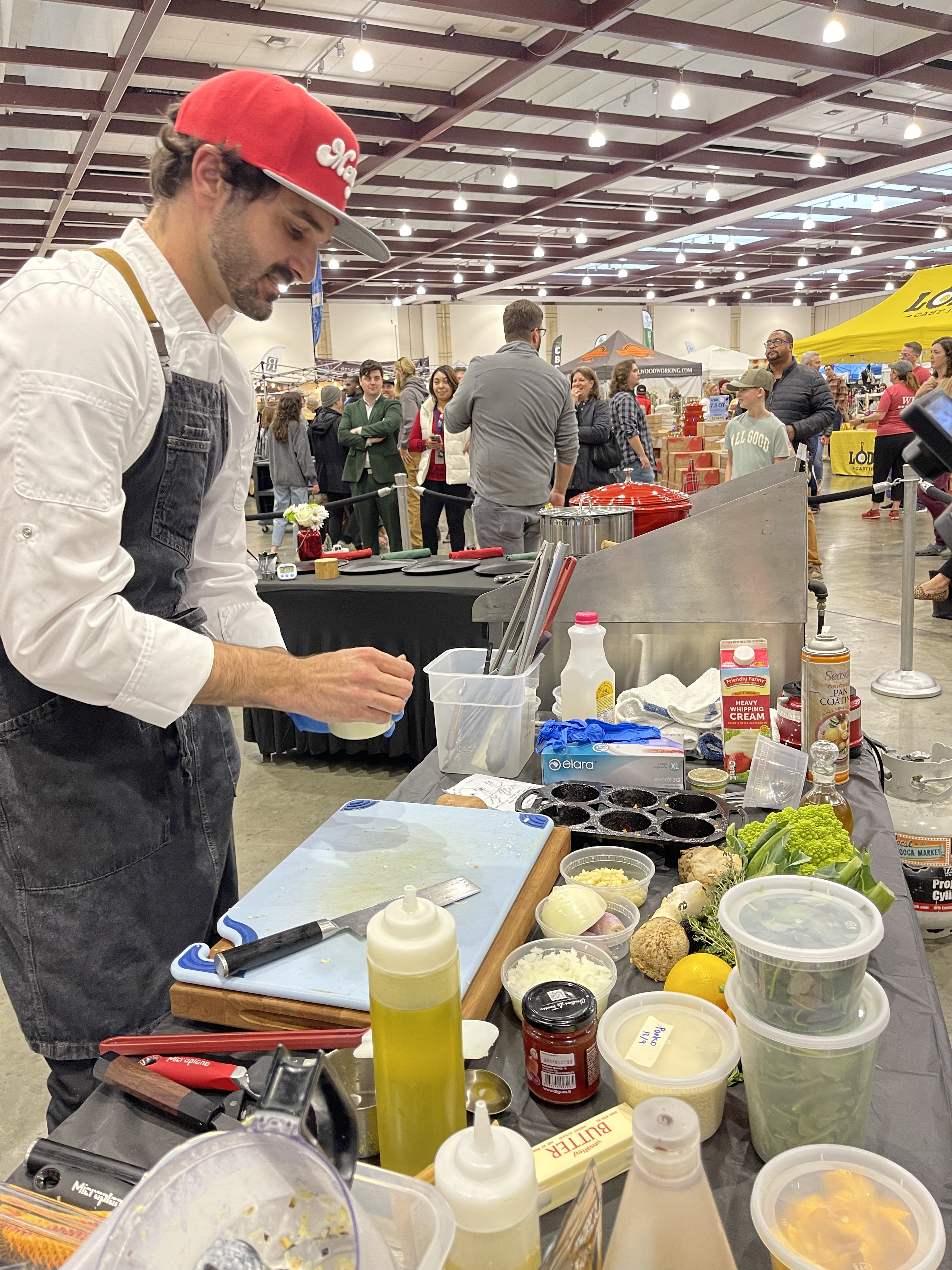 Lodge Cast Iron Cook Off Returns To The Chattanooga Holiday Market