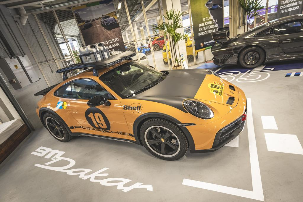 Porsche 911 Dakar (YO! Studio)
