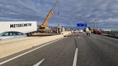 Transportes crea un desvío en la A-7 para recuperar la conexión con la A-3 y comienza trabajos en N-330