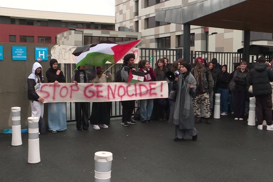 Une centaine d'élèves bloquent un lycée de Clermont-Ferrand en soutien aux Palestiniens