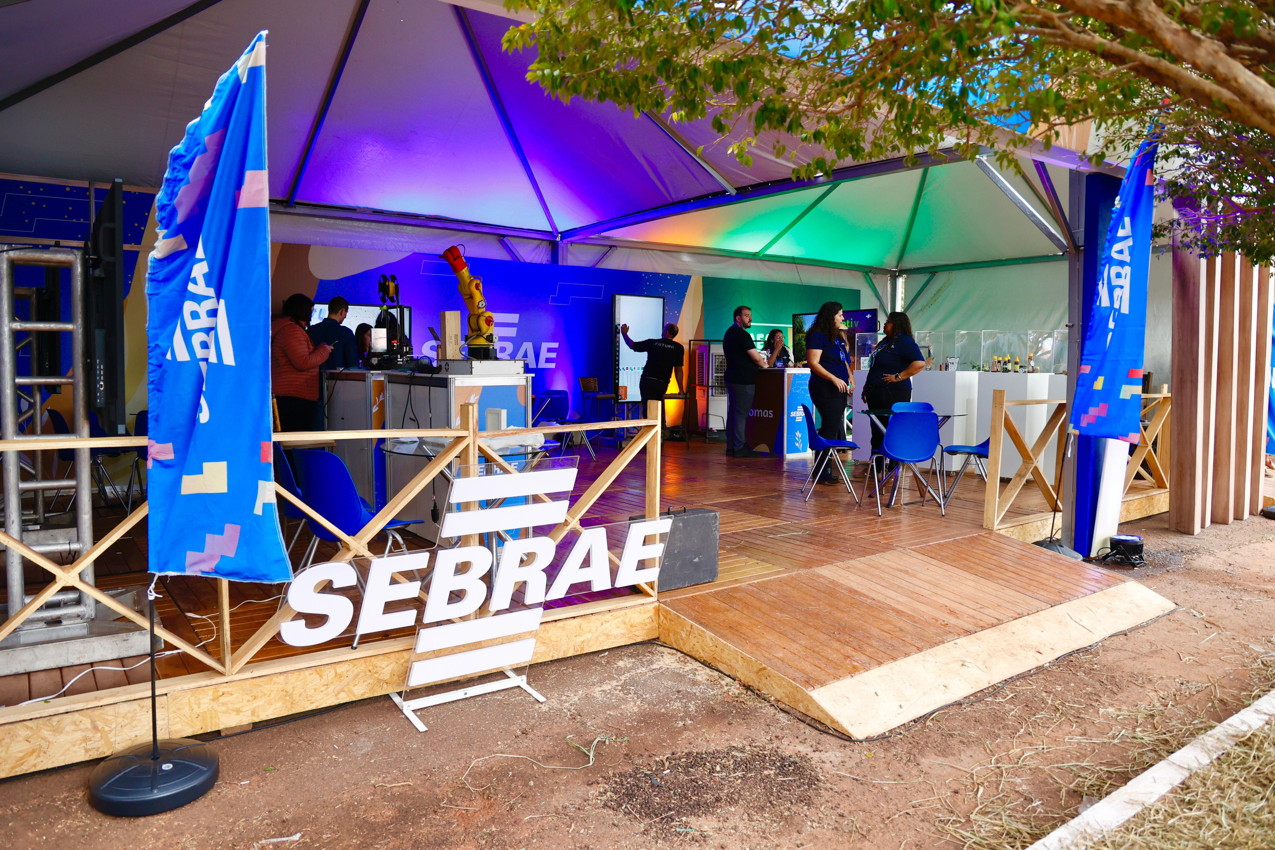 Estande do Sebrae/MS na Pantanal Tech apresenta ao público projetos e iniciativas desenvolvidas pela instituição.