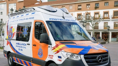 Nueva ambulancia con tecnología avanzada para el transporte urgente de pacientes