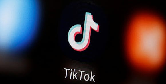 France : Sept familles assignent TikTok en justice après le suicide d'adolescents