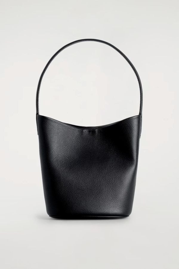 COS New & Now – Timeless Shirting & Modern Essentials 11 Bag