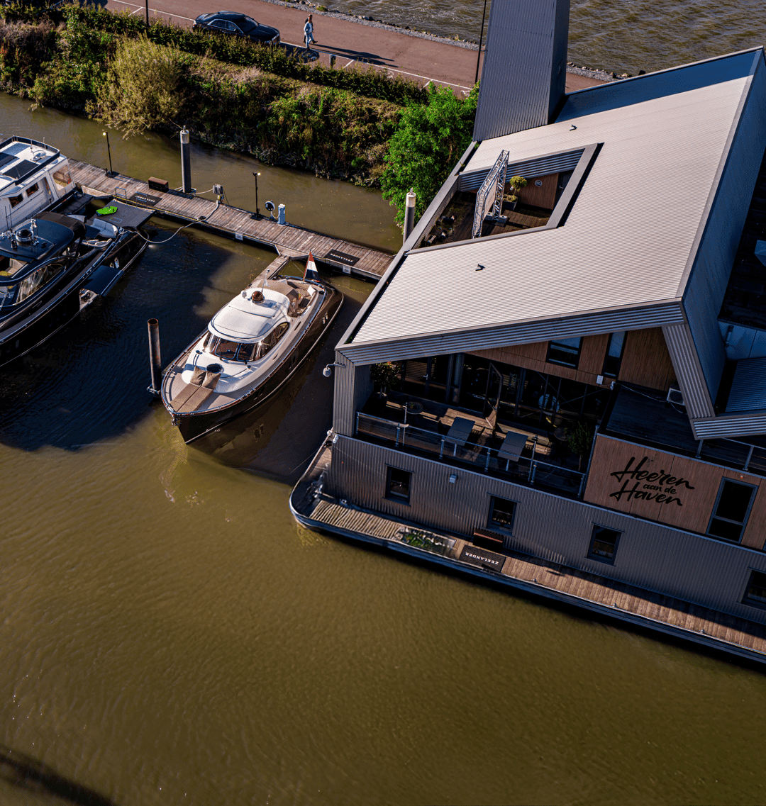 Zeelander Z44 at Heeren aan de Haven