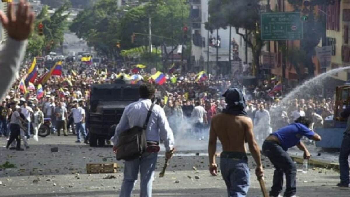 Los periodistas vieron la historia pasar frente a sus ojos. Foto cortesía