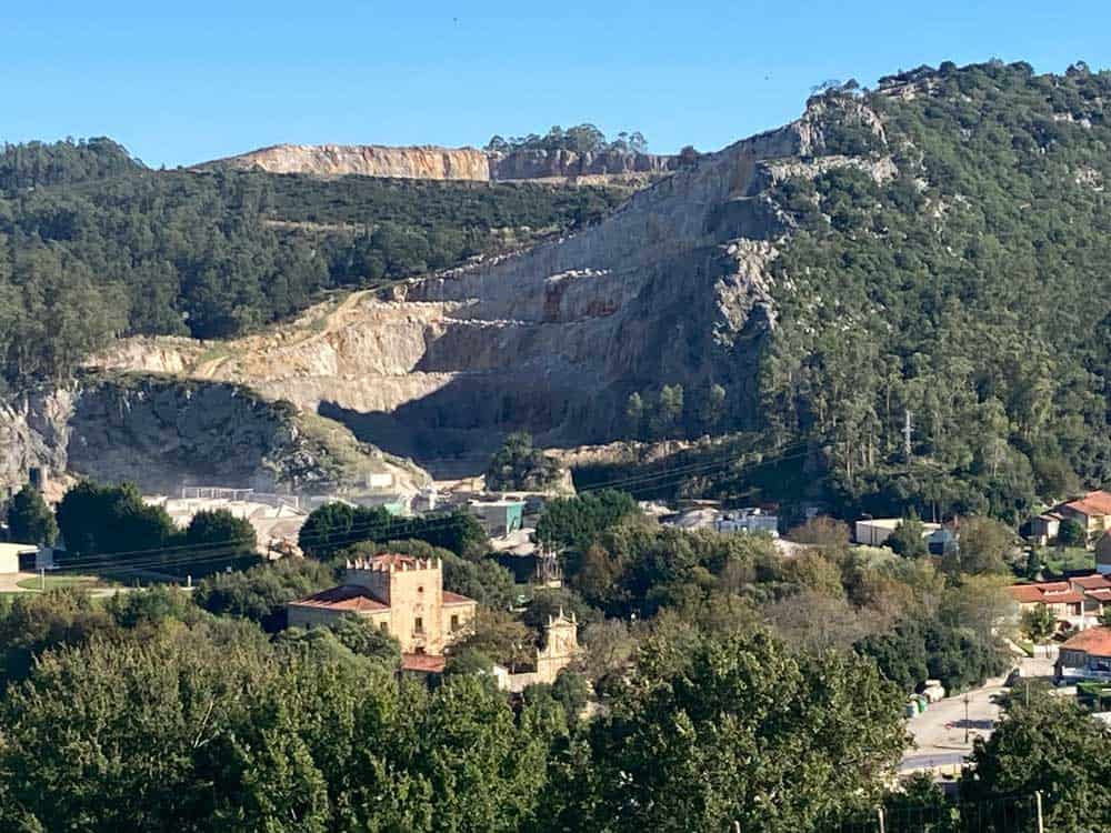 Ecologistas en Acción Cantabria contra las canteras ilegales