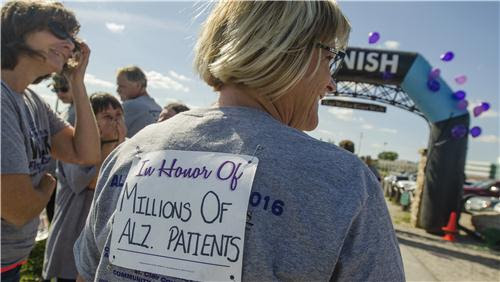 4648 13 AlzheimerHNM