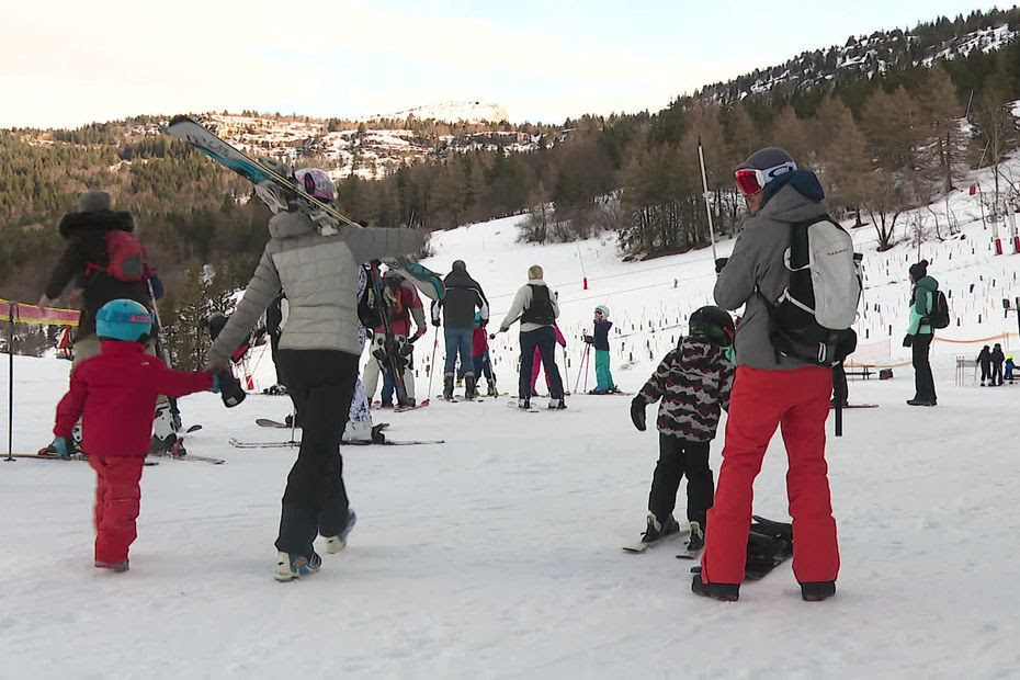 Stations de ski : 'un début de saison fabuleux' selon les professionnels de la montagne