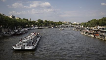 Paris 2024 : la Seine est encore trop polluée à un mois de l'ouverture des Jeux, selon la mairie de Paris