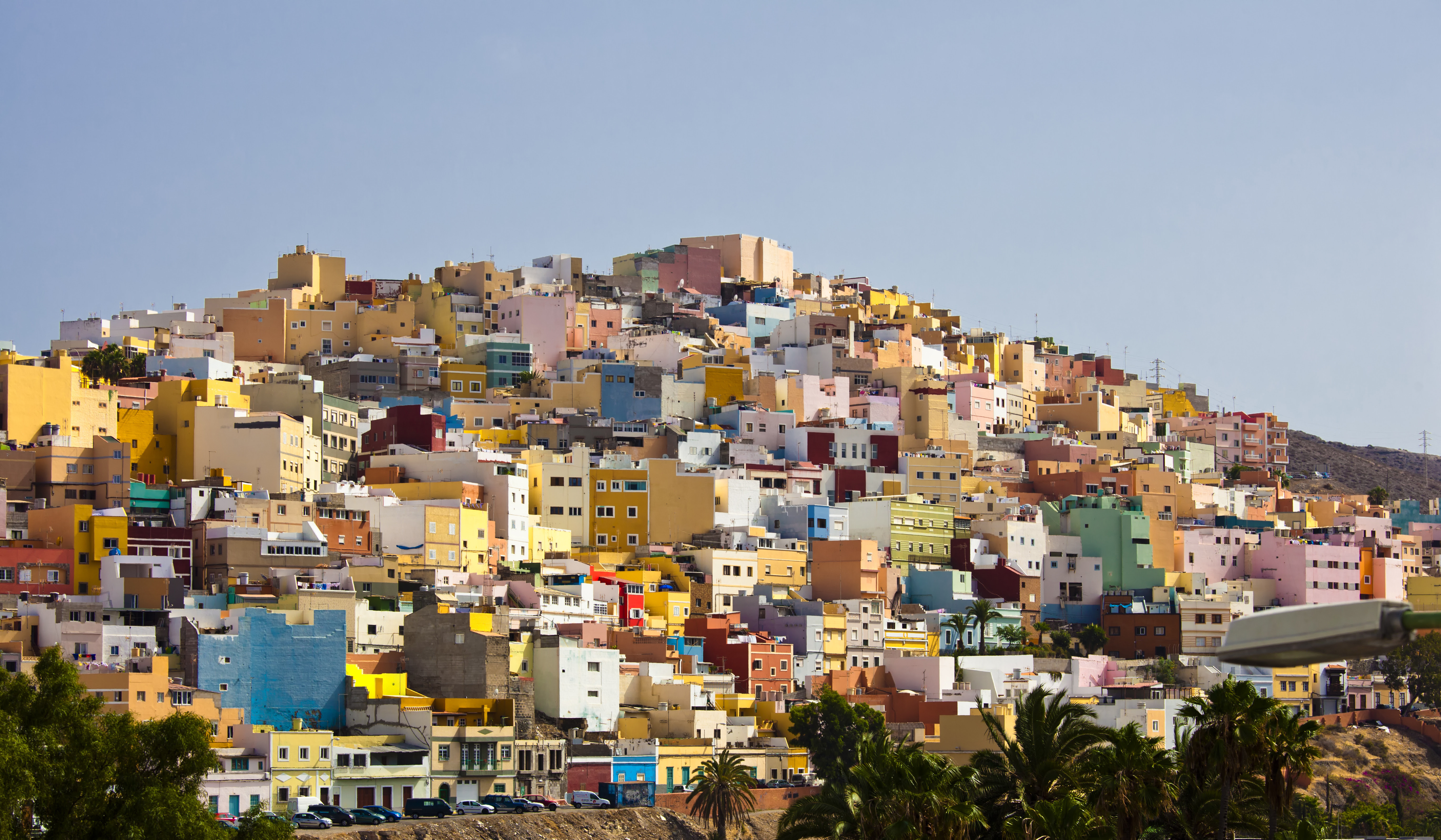 El Gobierno de Canarias se plantea limitar la compra de vivienda por extranjeros