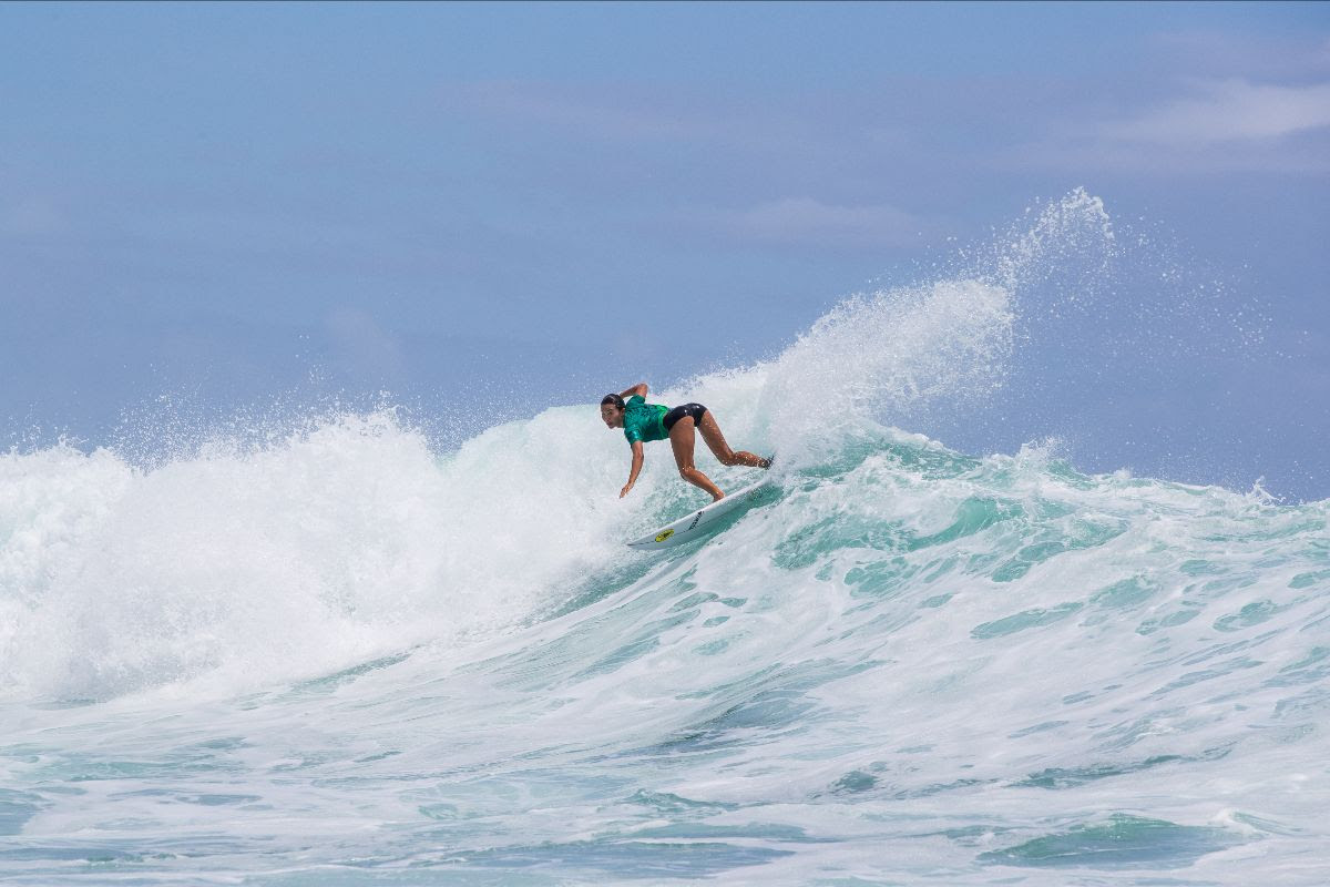 Vaihitimahana Inso and Ezekiel Lau Win Local Motion Surf Into Summer ...