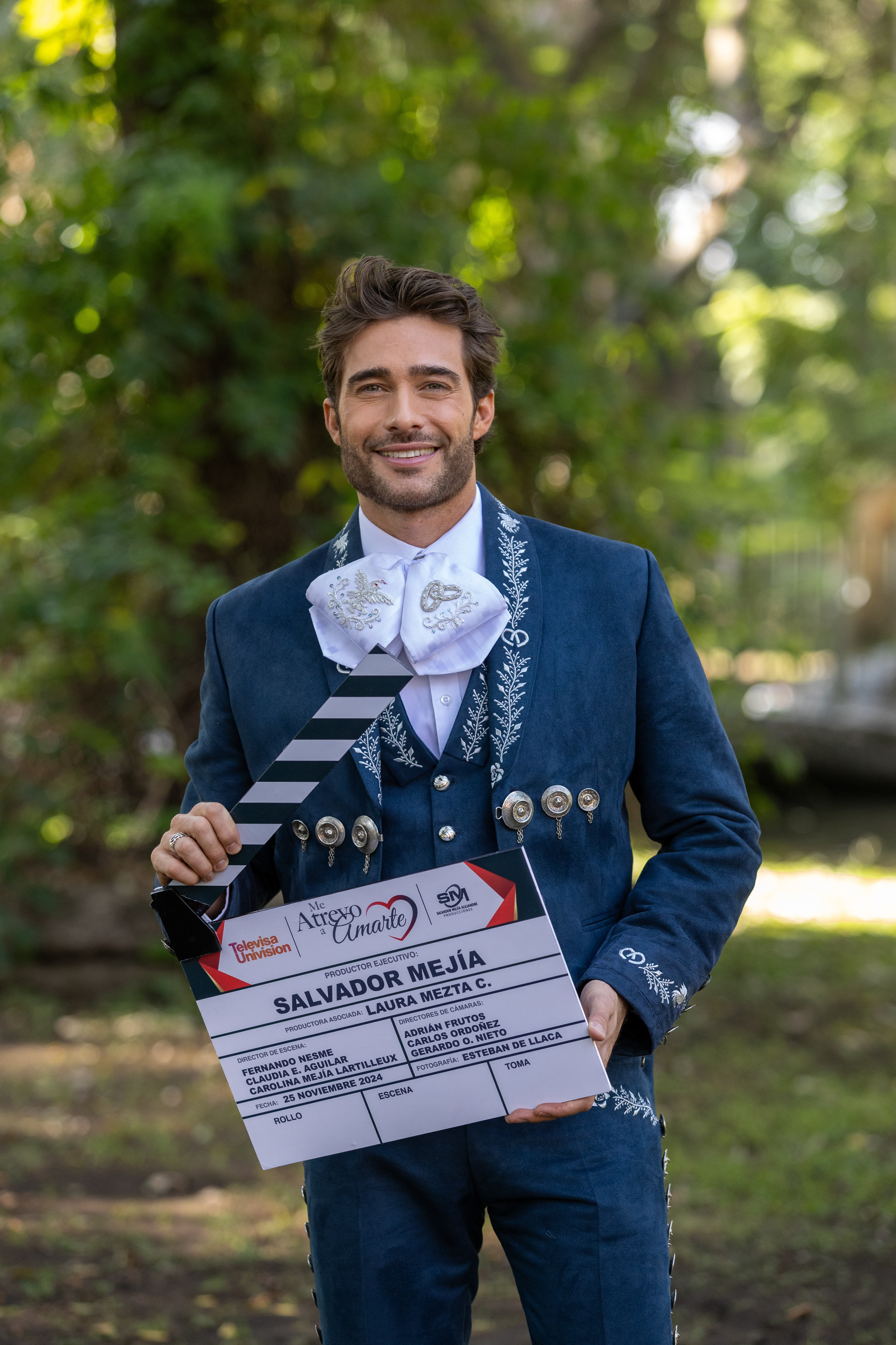 Rodrigo Guirao da el claquetazo de ‘Me Atrevo a Amarte’, la nueva producción que protagoniza para TelevisaUnivision