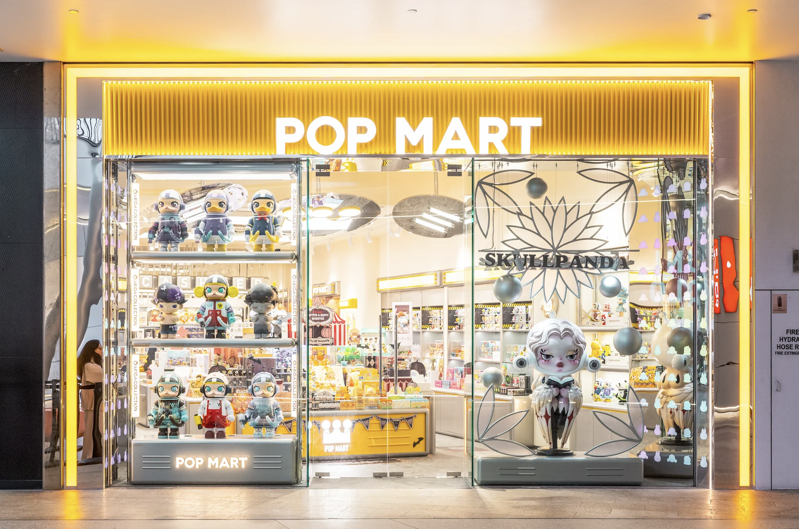 Los Sonny Angels y los Labubu aterrizan en Barcelona: PopMart abre una tienda en Plaza Cataluña