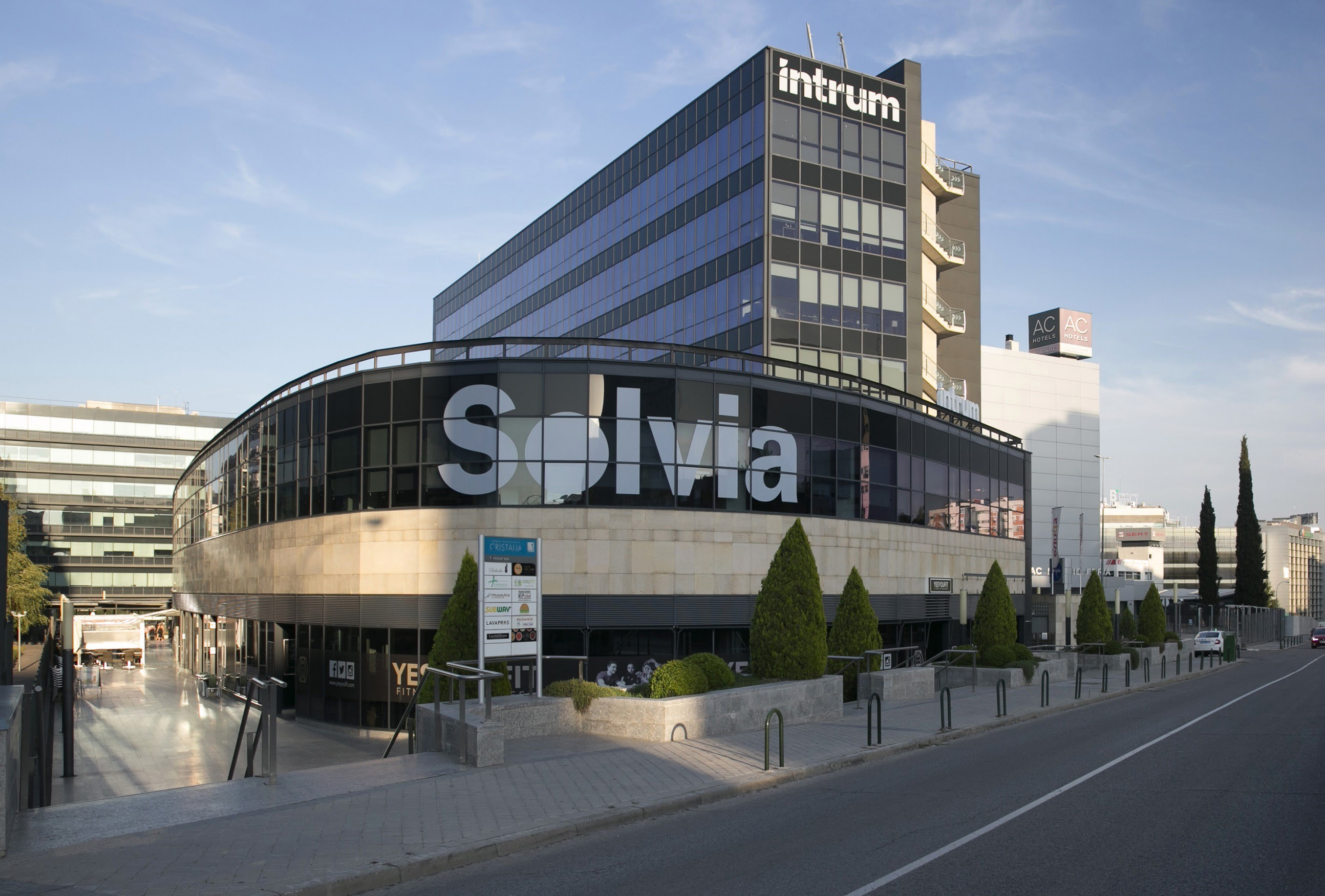 Intrum simplifica su estructura en España con la fusión de sus inmobiliarias Haya y Solvia Archivo - Sedes de Intrum y Solvia.