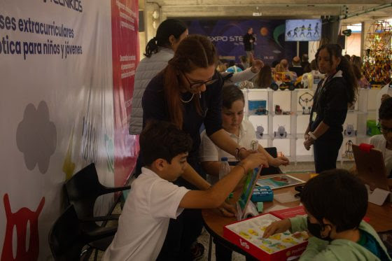 Costear planes vacacionales se hace cuesta arriba para los padres por los gastos del próximo año escolar