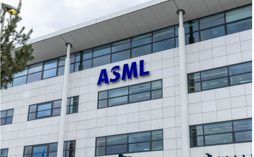 Veldhoven, the Netherlands. 18 April 2024. ASML company logo with its building and the exterior facade. The Dutch company business is the world’s supplier of micro chips and semiconductors.