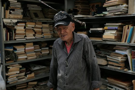 Vendedor de libros de Maracaibo: “Cuando uno vende un libro, es como si perdiera un amigo”