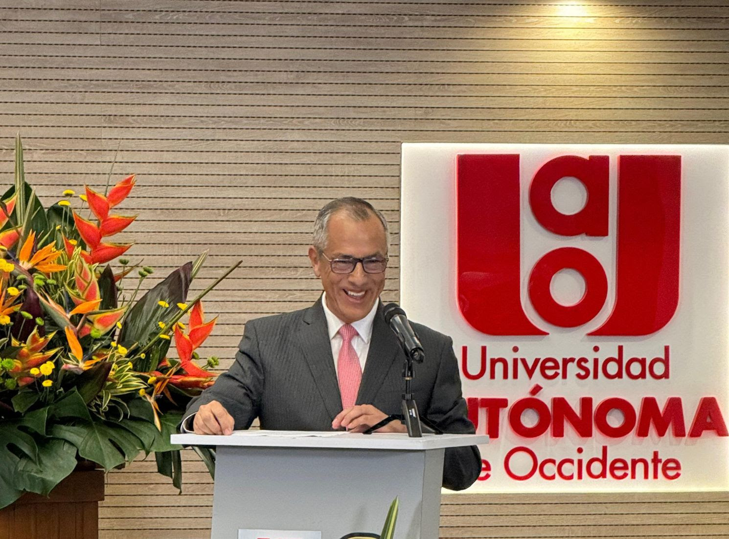 Diego Hernández Losada se posesionó como rector de la Universidad Autónoma de Occidente