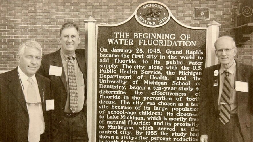 Historical marker preserves story of Grand Rapids' role addressing tooth decay in the 1940s | WGVU NEWS