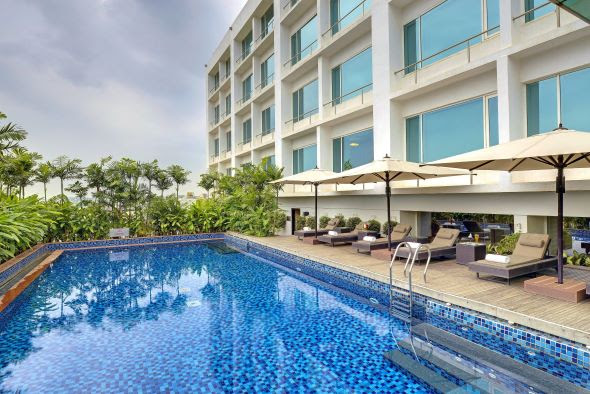 Radisson Blu Hotel, Bengaluru Outer Ring Road_Swimming pool.jpg