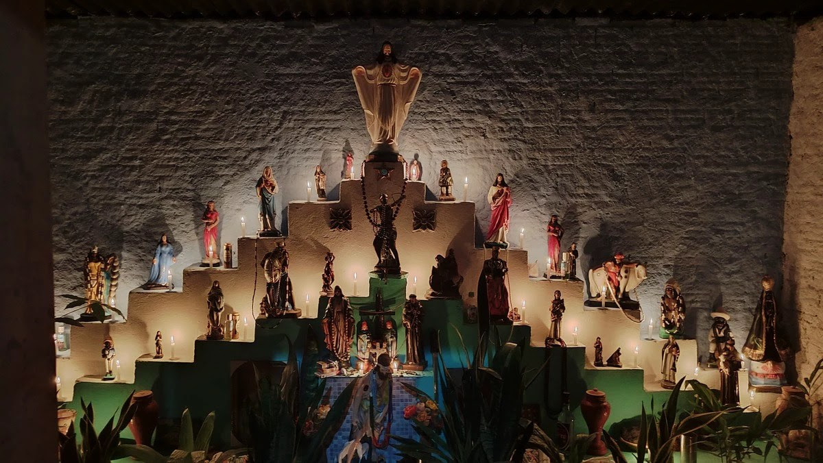 Altar após reconstrução