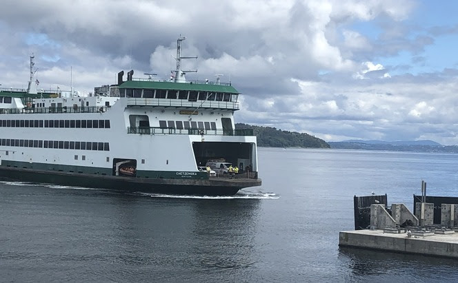 Ferry approaching Point Defiance terminal
