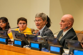 Jeffrey Sachs: “Si quieres éxito económico, si quieres empleos, si quieres crecimiento, si quieres inversiones, asegúrate de que tu sistema educativo esté dando resultados. No hay otra manera en este momento”