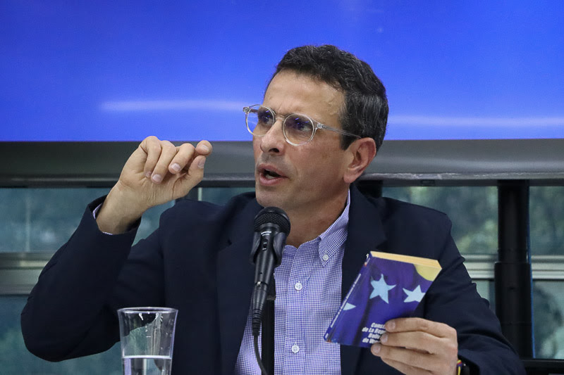 Henrique Capriles rueda de prensa (Mairet Chourio)