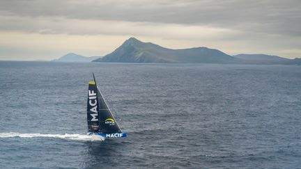 Vendée Globe : Charlie Dalin fond sur Yoann Richomme... Suivez la position des bateaux en direct