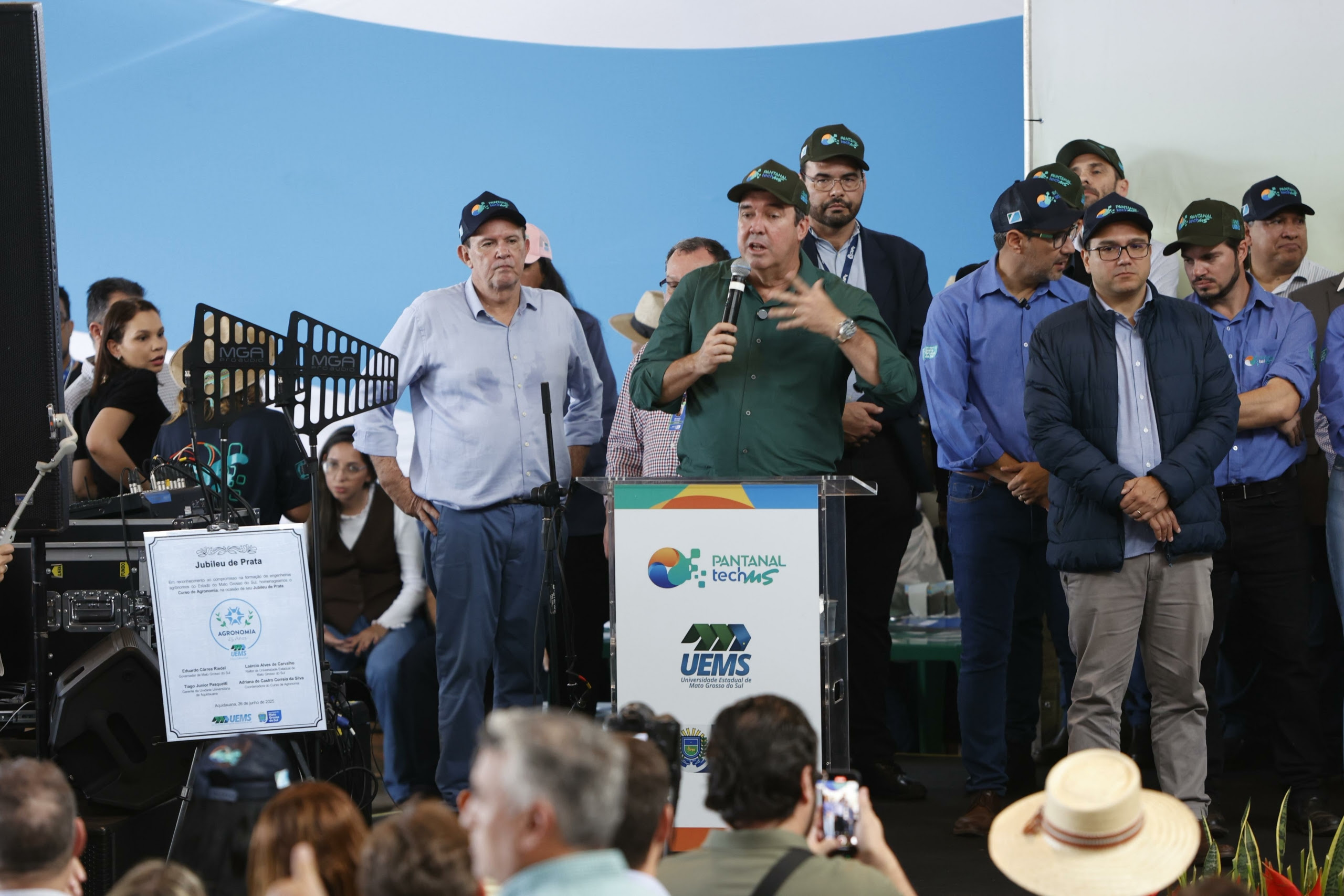 Governador, Eduardo Riedel, participou da abertura do evento e ressaltou a importância da união das instituições em prol do Pantanal.