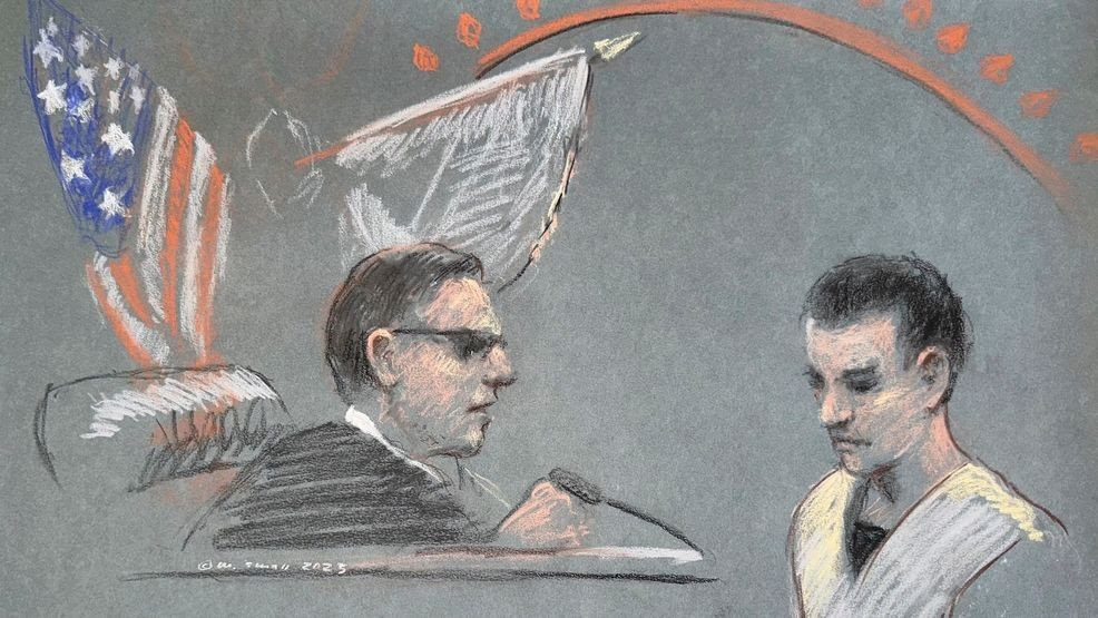 Pentagon leaker pleads guilty to obstructing justice, calls himself 'proud patriot'