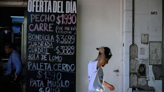 Uma tabela de preços da carne em Buenos Aires