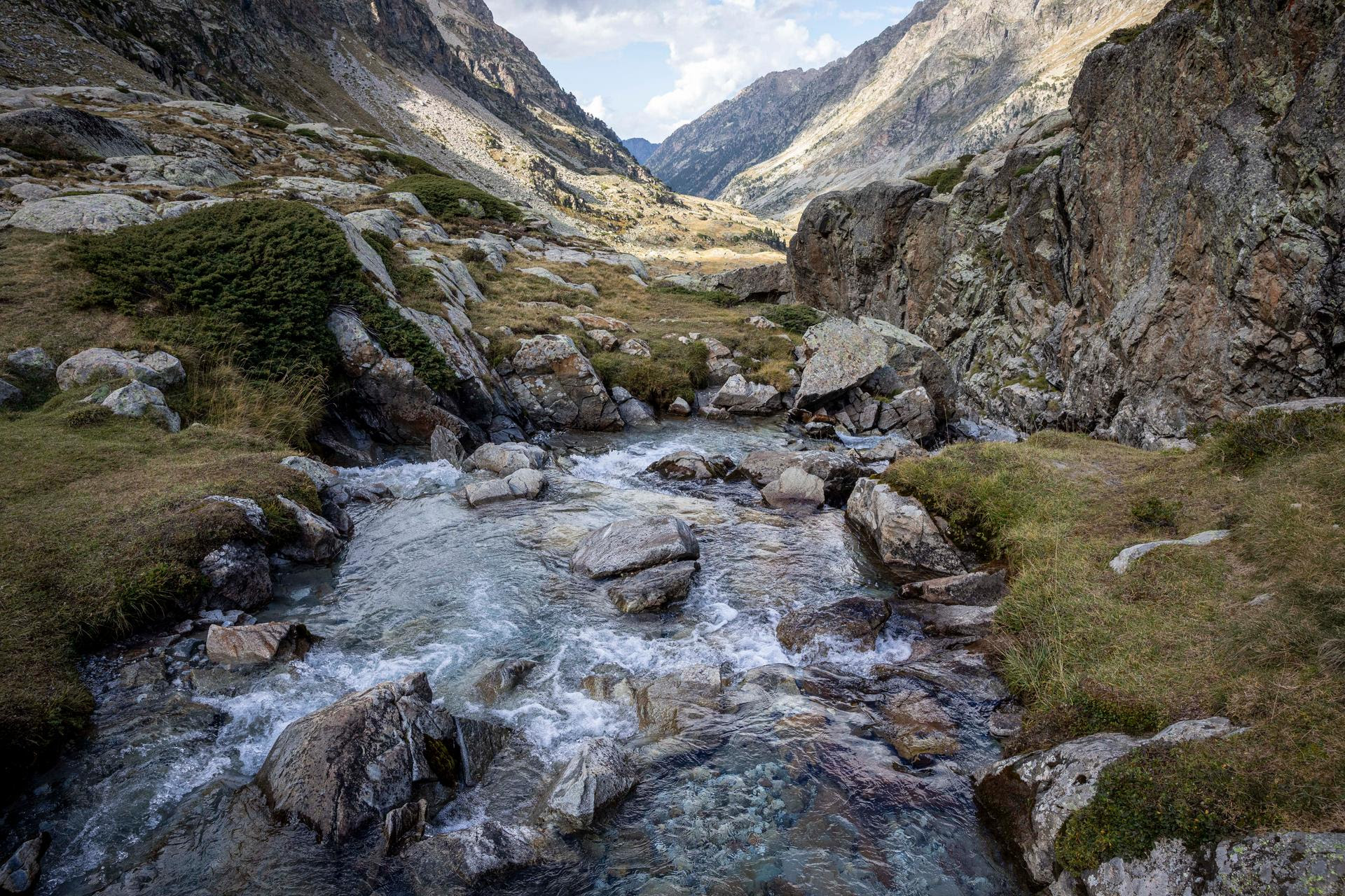 Le gave de Gaube, sur le GR10, entre le glacier des Oulettes et le lac de Gaube, le 19 septembre 2024