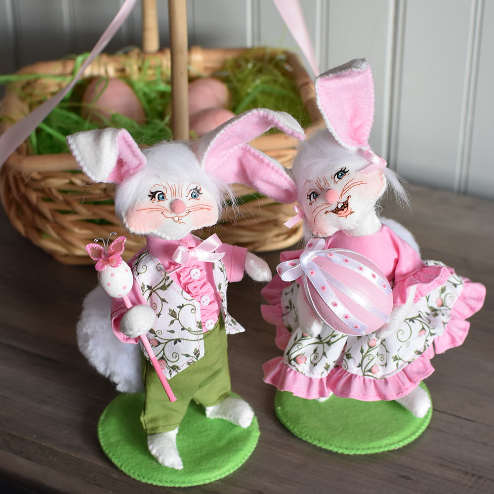Dainty Pink Bunny Couple