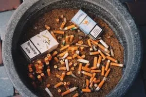 crowded ashtray