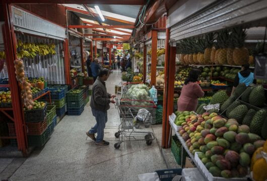 Inflación en Colombia se mantiene a la baja y en octubre llegó a 5,41%