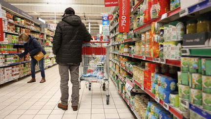 Santé : une étude chiffre à au moins 19 milliards d'euros le coût social et environnemental de l'alimentation des Français