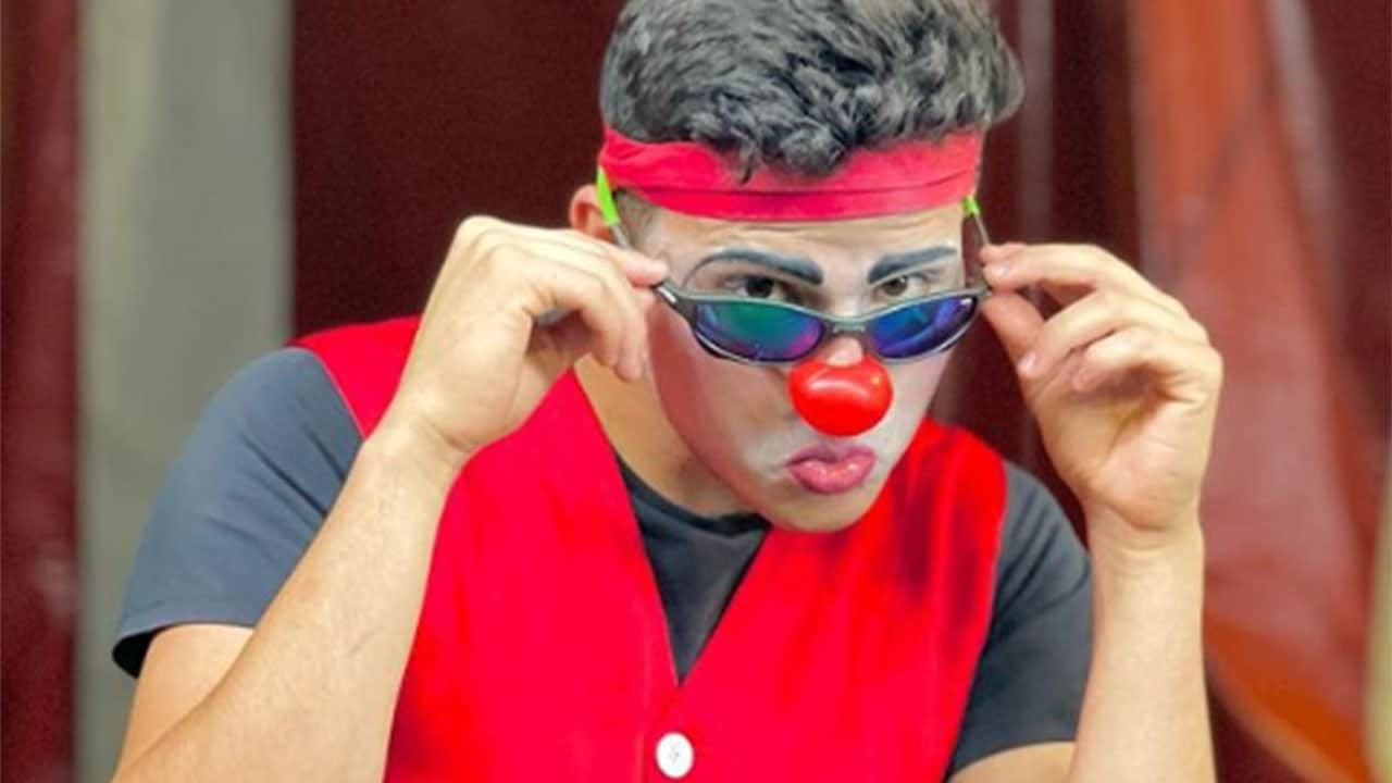 rafael-garcez-palhaco-cantor-o-garoto-do-circo-foto-reproducao-instagram-1
